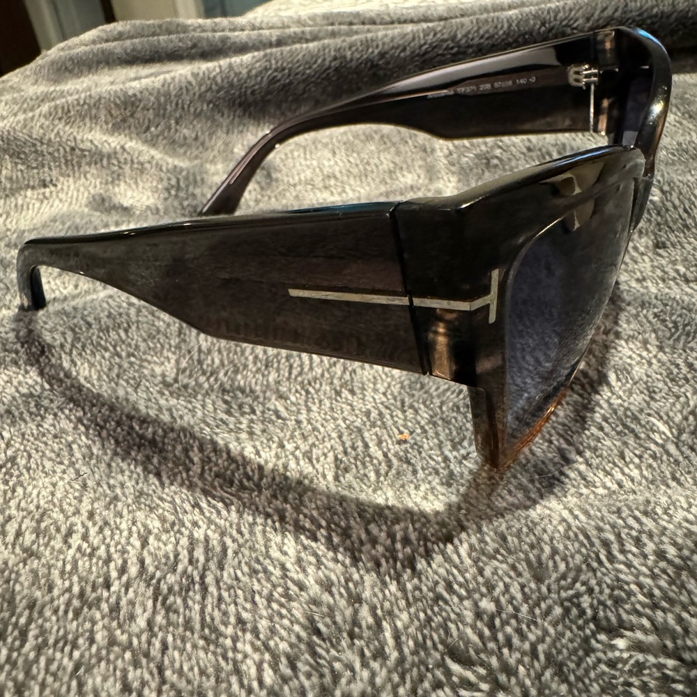 Authentic Tom Ford Anoushka Sunglasses - Women - Picture 3 of 11